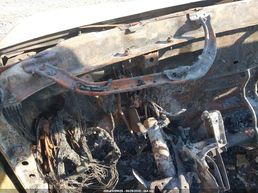 2000 GMC Sierra 1500 Sl VIN: 1GTEK14V8YZ220599 Lot: 43099026