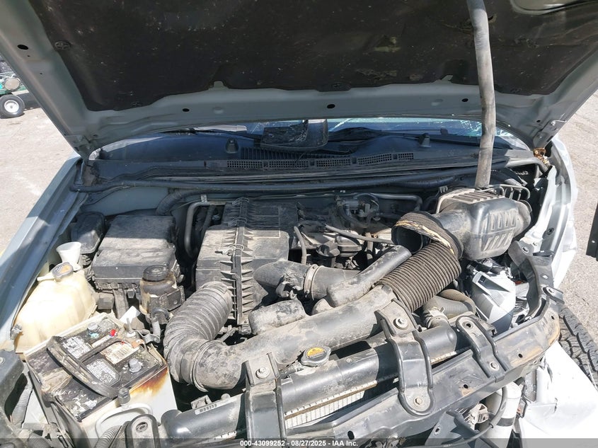 2015 NISSAN FRONTIER SV-I4 - 1N6BD0CT4FN742882