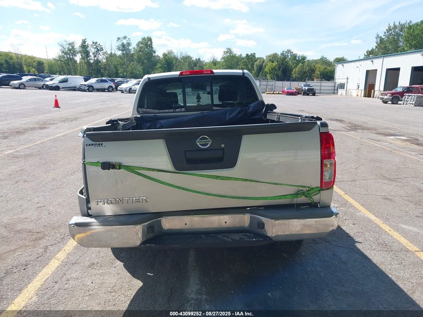 2015 NISSAN FRONTIER SV-I4 - 1N6BD0CT4FN742882