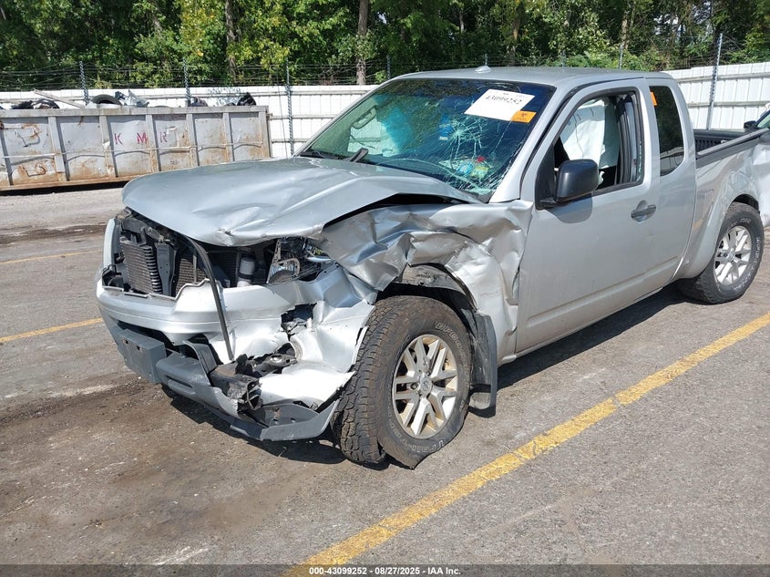 2015 NISSAN FRONTIER SV-I4 - 1N6BD0CT4FN742882