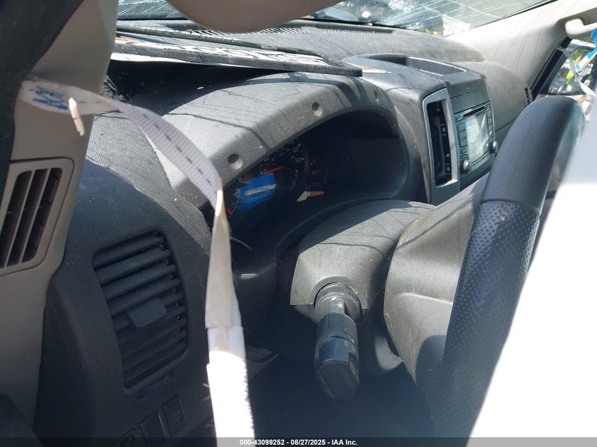 2015 NISSAN FRONTIER SV-I4 - 1N6BD0CT4FN742882