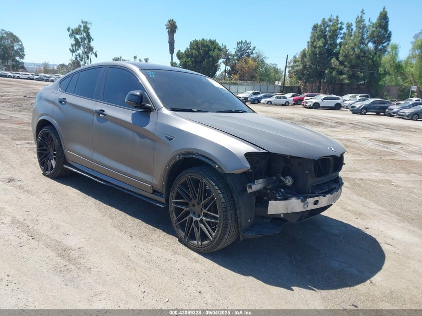 Vin: 5uxxw3c5xj0y66620, lot: 43593597, bmw x4 xdrive28i 2018 img_1