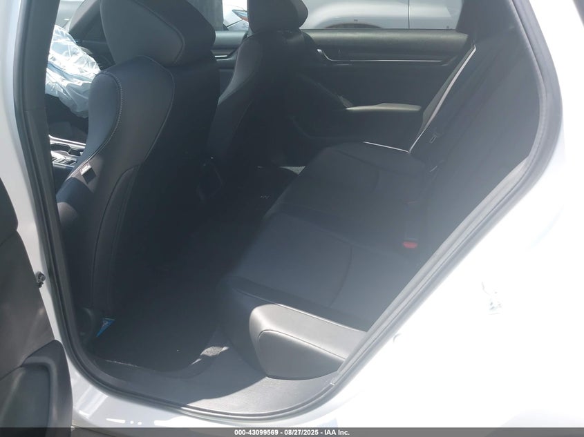 2022 Honda Accord Sport VIN: 1HGCV1F37NA020609 Lot: 43099569