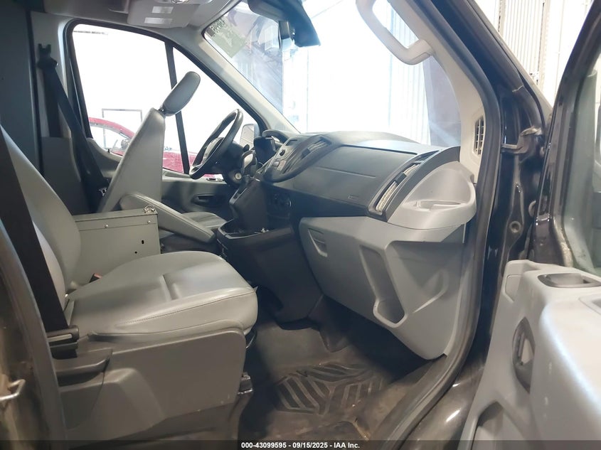 2017 FORD TRANSIT-250 1FTYR2CM1HKB01969