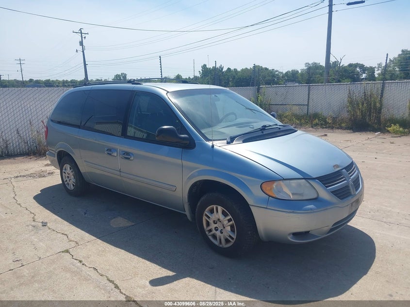 2D4GP24R15R369108 2005 Dodge Grand Caravan Se auction photo 1