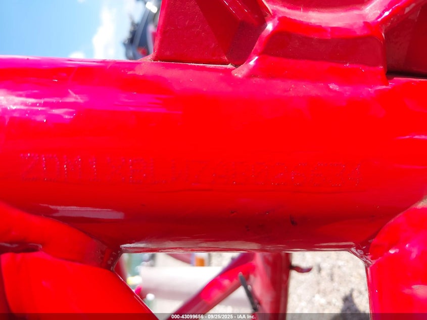 2010 Ducati 1198 Base / S VIN: ZDM1XBLW7AB026634 Lot: 43099656