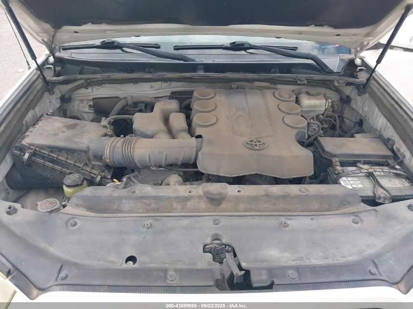 2011 Toyota 4Runner Limited V6 VIN: JTEZU5JR9B5027205 Lot: 43099988