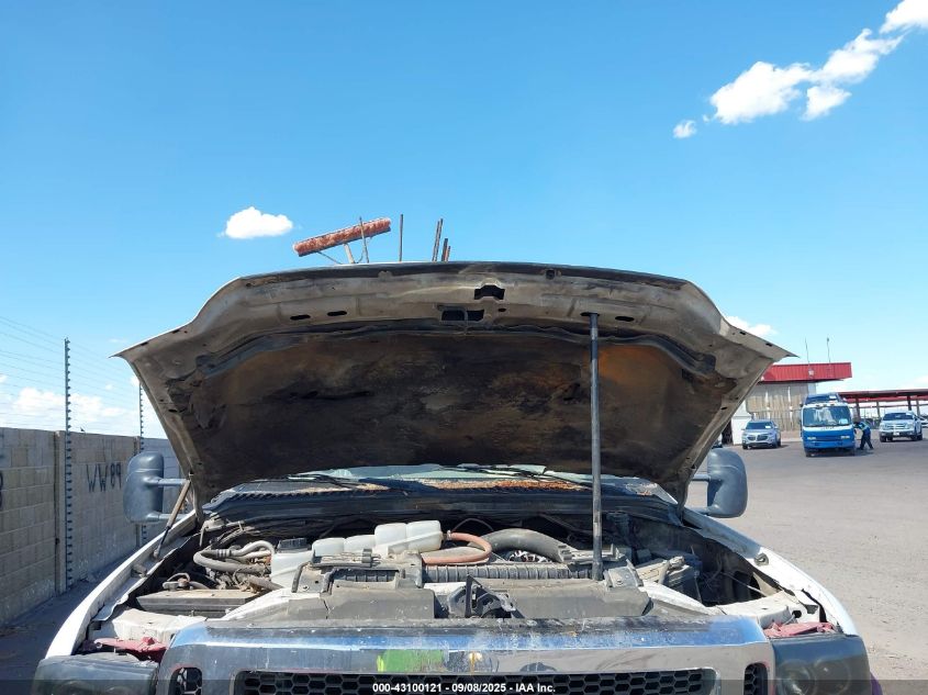 1999 Ford F-450 Lariat/Xl/Xlt VIN: 1FDXF46FXXED23125 Lot: 43100121