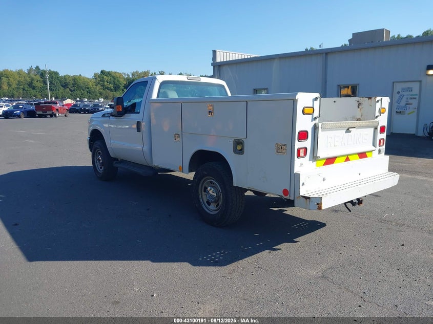 1FDRF3F61FEB15748 2015 FORD F350 photo no. 3