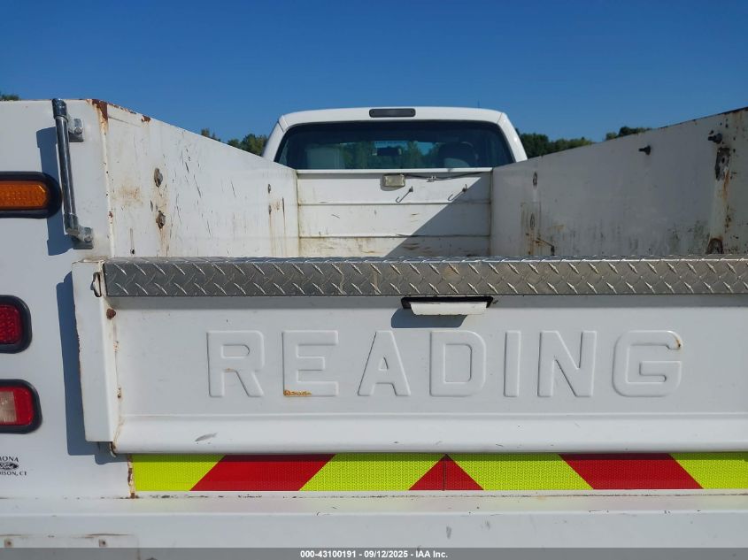 2015 Ford F-350 Chassis Xl VIN: 1FDRF3F61FEB15748 Lot: 43100191