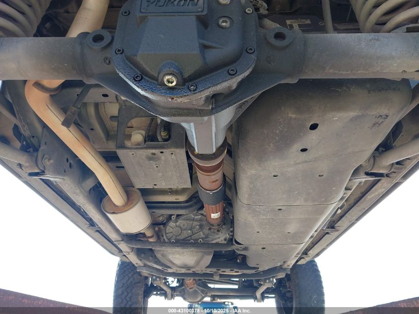 2017 Jeep Wrangler Unlimited Sahara 4X4 VIN: 1C4BJWEG7HL598791 Lot: 43100378