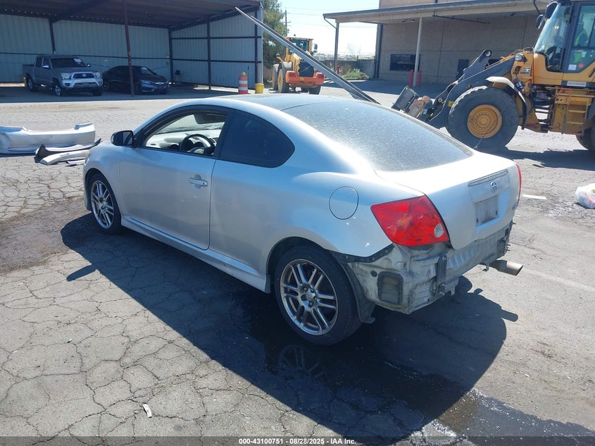 2005 Scion Tc silver coupe gasoline JTKDE177950017732 photo #4