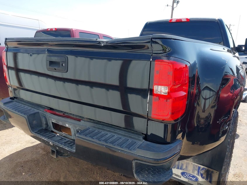 2015 Chevrolet Silverado 3500Hd Chassis Wt VIN: 1GB3KYC81FF560773 Lot: 43100889