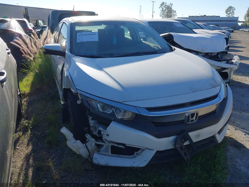 19XFC2F7XJE200541 2018 Honda Civic Ex auction photo 1
