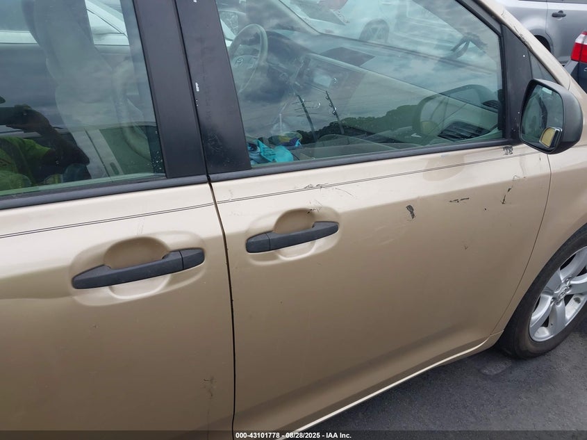 2012 Toyota Sienna Base V6 7 Passenger VIN: 5TDZK3DC1CS229876 Lot: 43101778