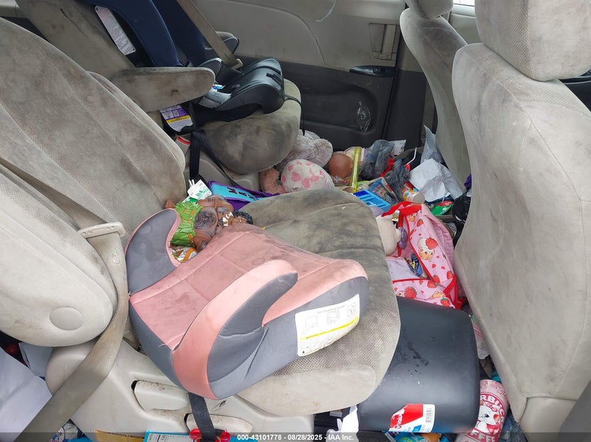 2012 Toyota Sienna Base V6 7 Passenger VIN: 5TDZK3DC1CS229876 Lot: 43101778