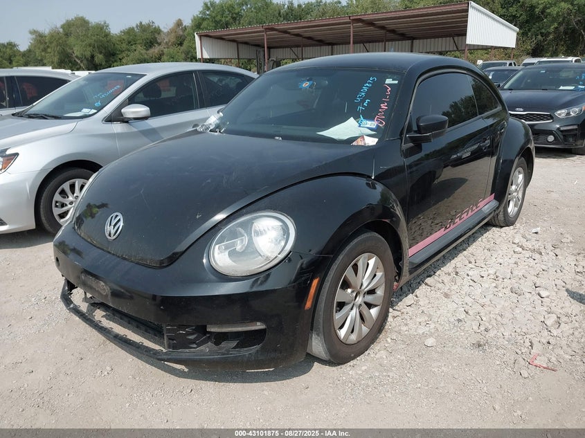 2013 VOLKSWAGEN BEETLE 2.5L ENTRY - 3VWFP7AT8DM690376