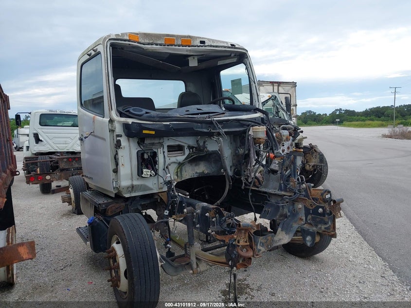 5PVNE8JN0F4S50582 2015 Hino 258/268 auction photo 1