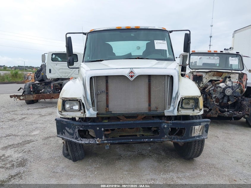 2003 International 7000 7300 VIN: 1HTWAAAN63J062558 Lot: 43101914
