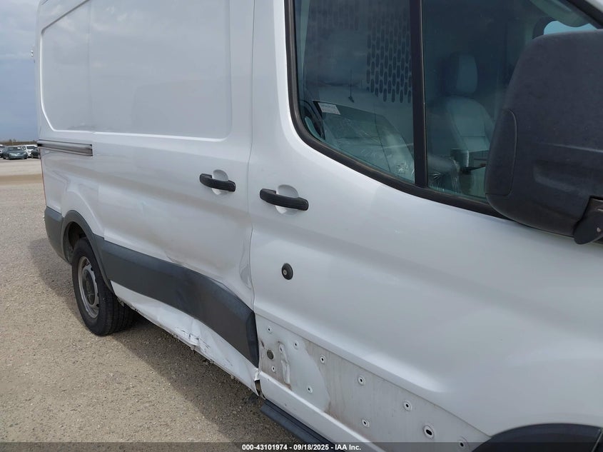 1FTYE1CM2HKA39830 2017 FORD  photo no. 6