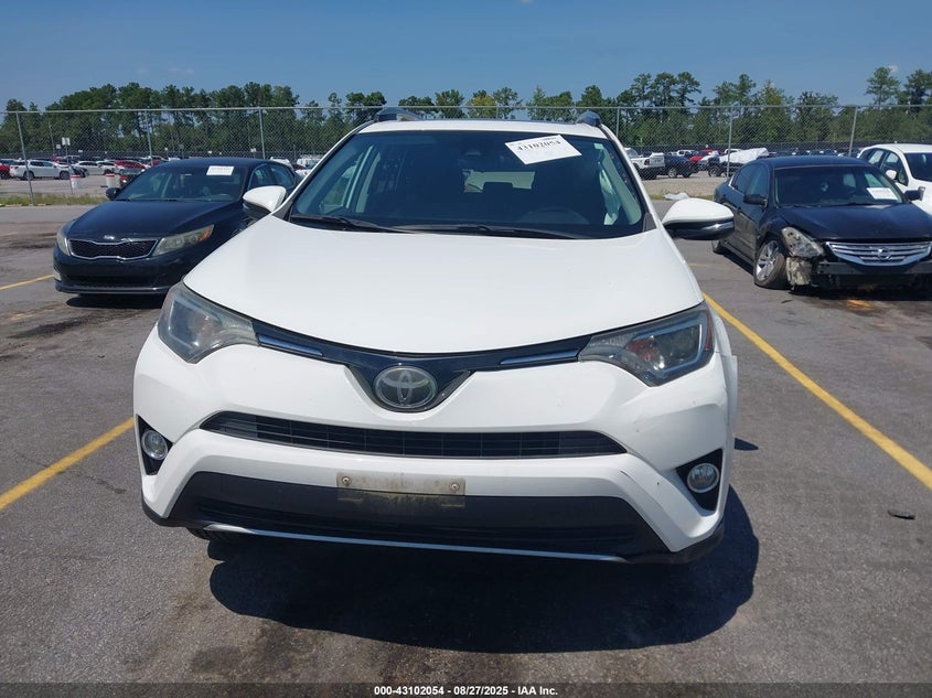 2018 TOYOTA RAV4 XLE - 2T3RFREV2JW829292