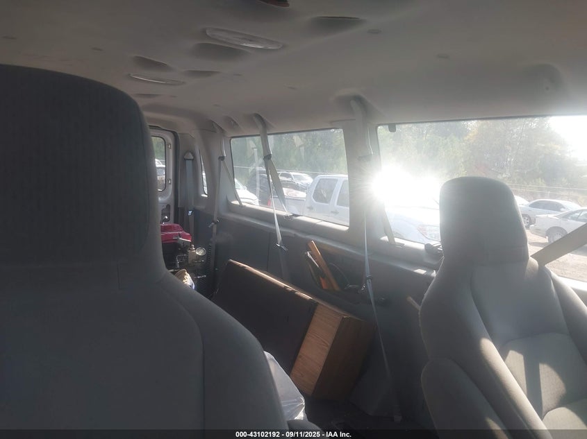 2009 Ford E-350 Super Duty VIN: 1FBSS31L49DA27242 Lot: 43102192