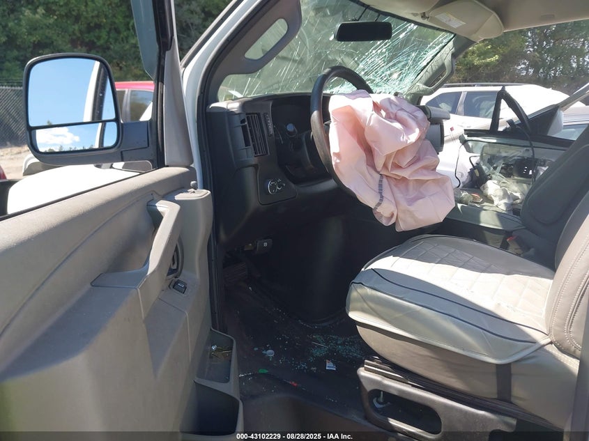 2017 CHEVROLET EXPRESS 2500 WORK VAN 1GCWGAFF0H1303132