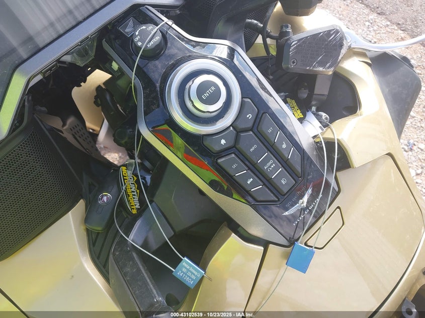 2025 Honda Gl1800 D VIN: JH2SC7958SK700029 Lot: 43102539