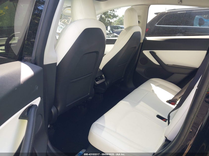 2021 Tesla Model Y Long Range Dual Motor All-Wheel Drive VIN: 5YJYGDEE6MF080874 Lot: 43103317