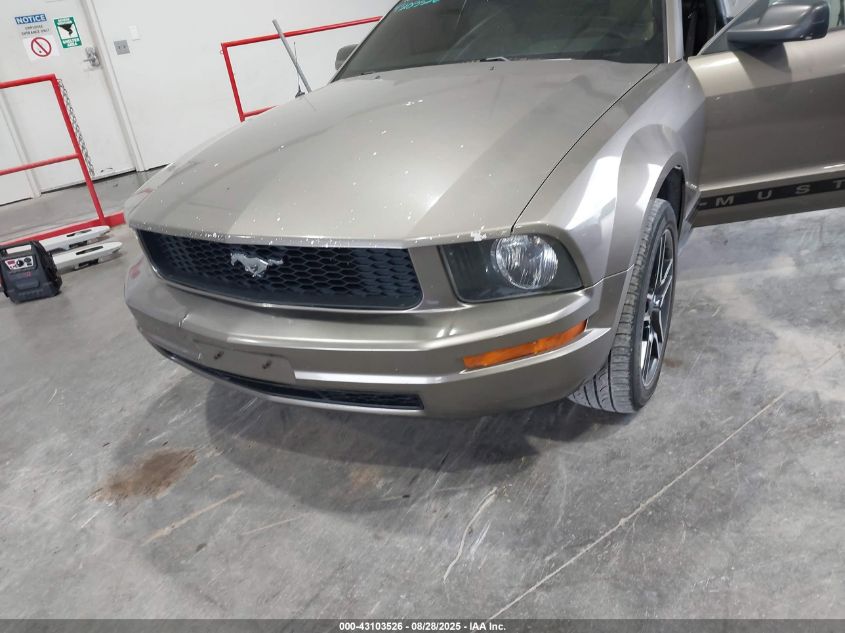 2005 Ford Mustang V6 Deluxe/V6 Premium VIN: 1ZVHT80N955102411 Lot: 43103526