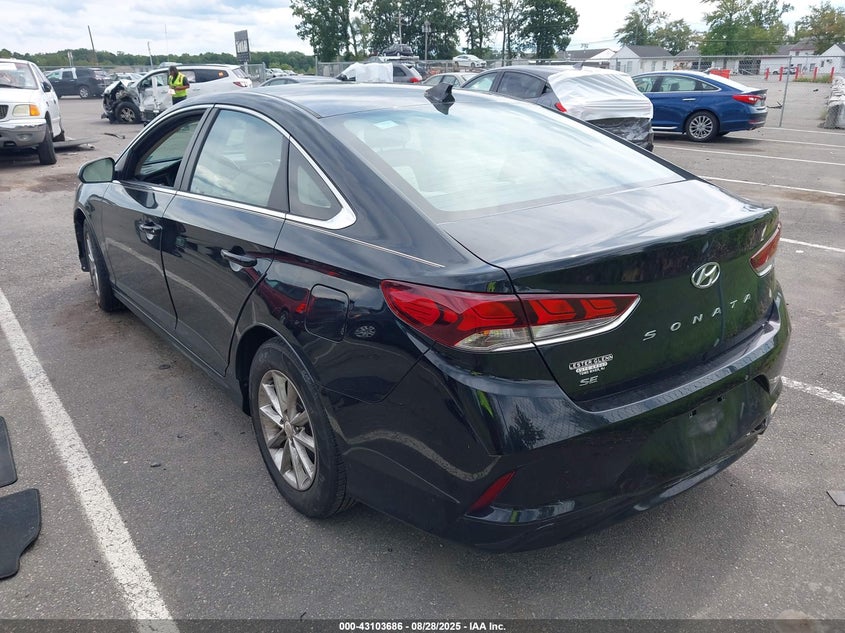 2018 HYUNDAI SONATA SE - 5NPE24AF7JH599560