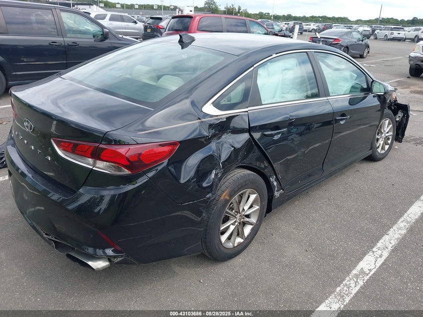 2018 HYUNDAI SONATA SE - 5NPE24AF7JH599560