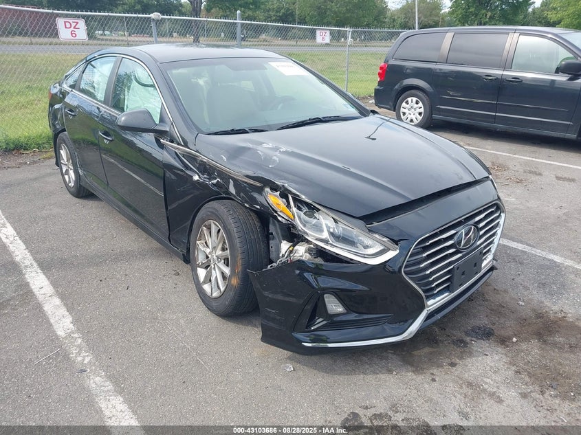 2018 HYUNDAI SONATA SE - 5NPE24AF7JH599560