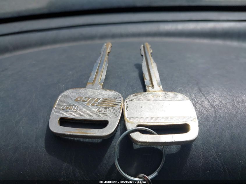 1992 Toyota Camry Le VIN: 4T1SK12EXNU122412 Lot: 43103693