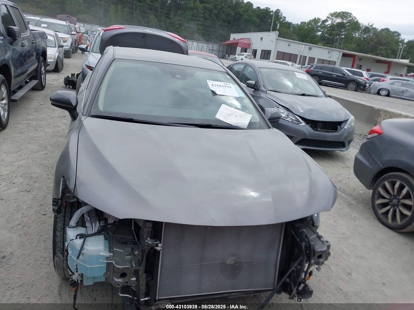 2024 TOYOTA CAMRY LE - 4T1C11AK7RU190848