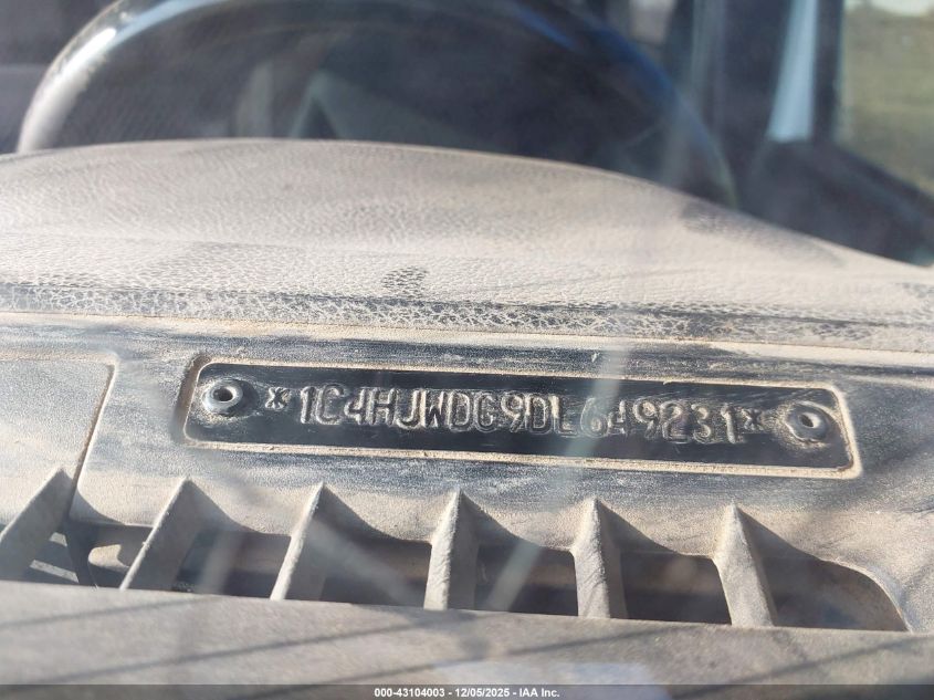 2013 Jeep Wrangler Unlimited Sport VIN: 1C4HJWDG9DL649231 Lot: 43104003