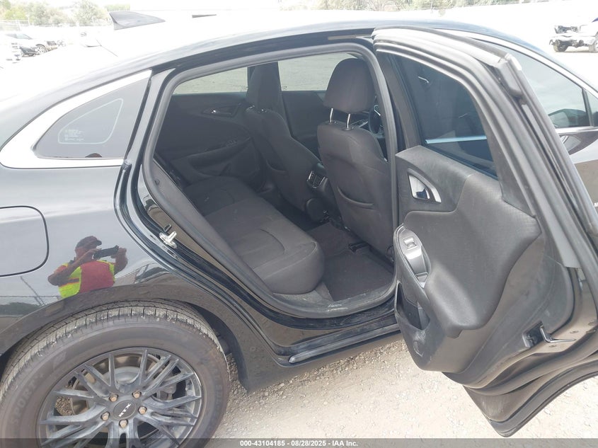 2020 Chevrolet Malibu Fwd Lt VIN: 1G1ZD5ST6LF111114 Lot: 43104185