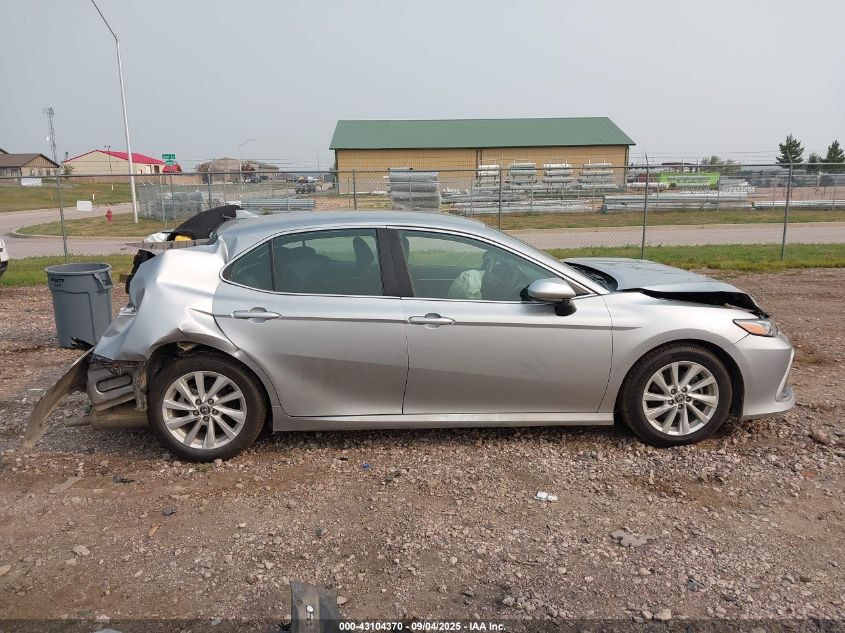 2022 Toyota Camry Le VIN: 4T1C11AK6NU665738 Lot: 43104370