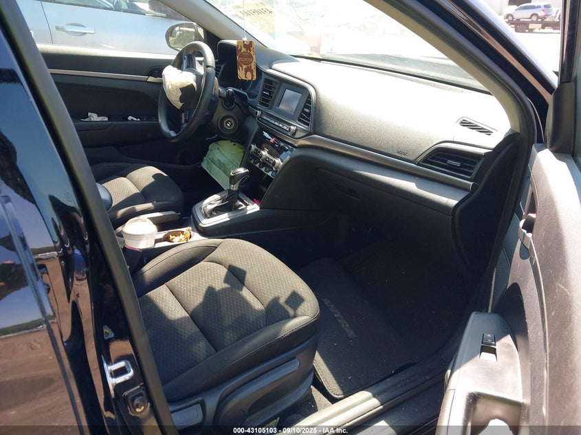 2020 HYUNDAI ELANTRA SE - KMHD74LF6LU926755