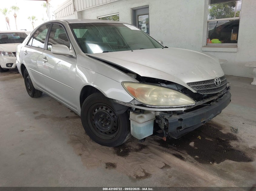 4T1BE32K84U270467 2004 Toyota Camry Le auction photo 1