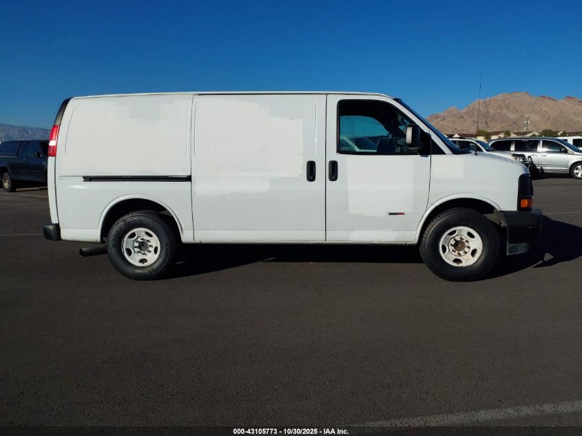 2017 Chevrolet Express 2500 Work Van VIN: 1GCWGAF11H1179652 Lot: 43105773