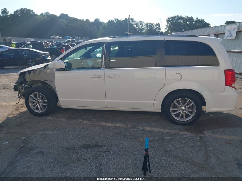 2018 Dodge Grand Caravan Sxt VIN: 2C4RDGCG9JR300351 Lot: 43105911