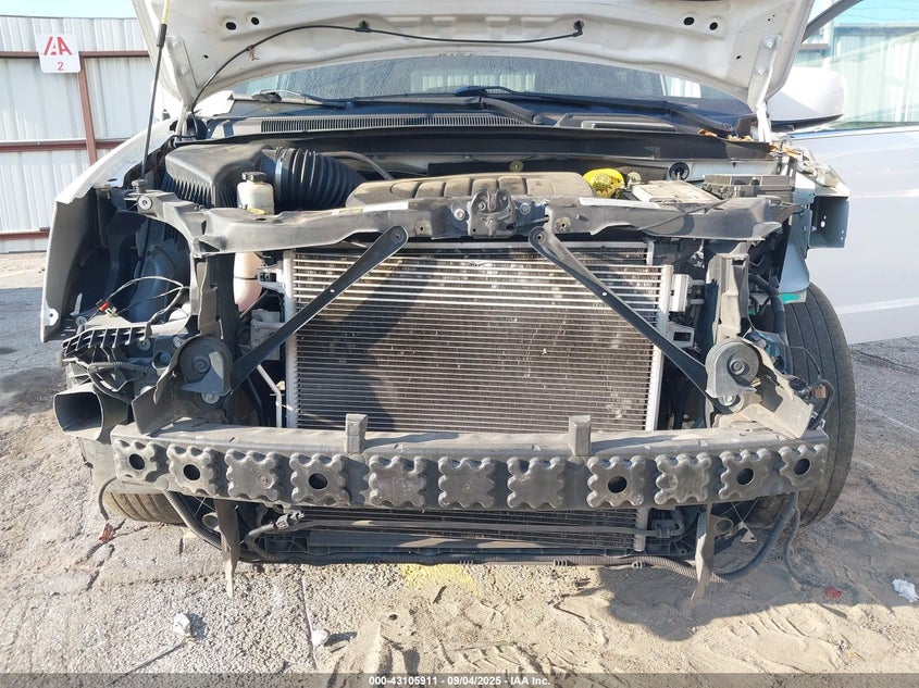 2018 Dodge Grand Caravan Sxt VIN: 2C4RDGCG9JR300351 Lot: 43105911