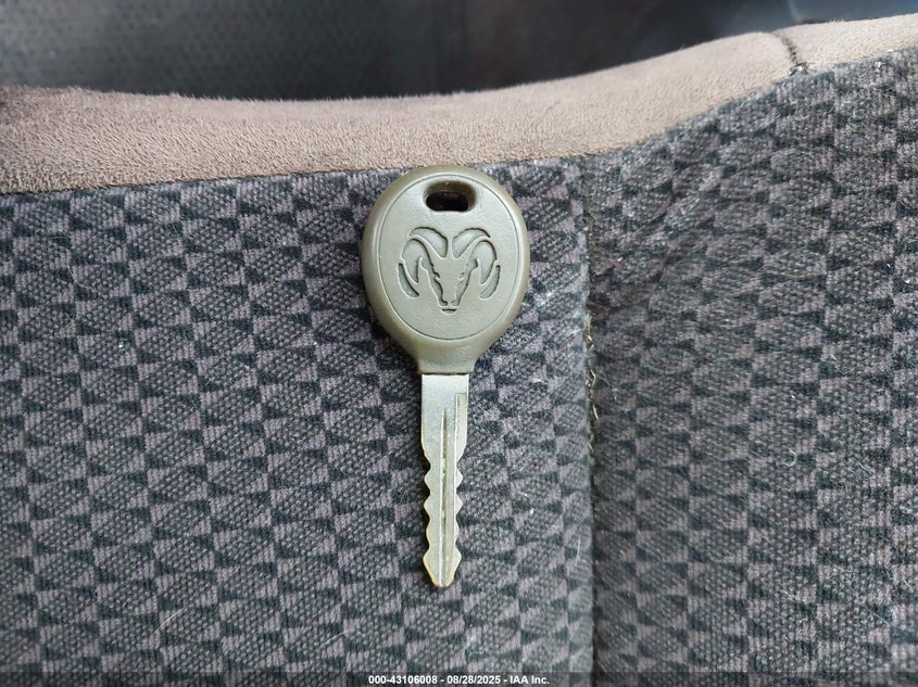 2003 Dodge Ram 2500 Slt/Laramie/St VIN: 3D7KU28DX3G769661 Lot: 43106008