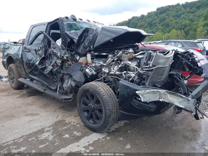 2025 Ram 2500 Big Horn 4X4 6'4 Box