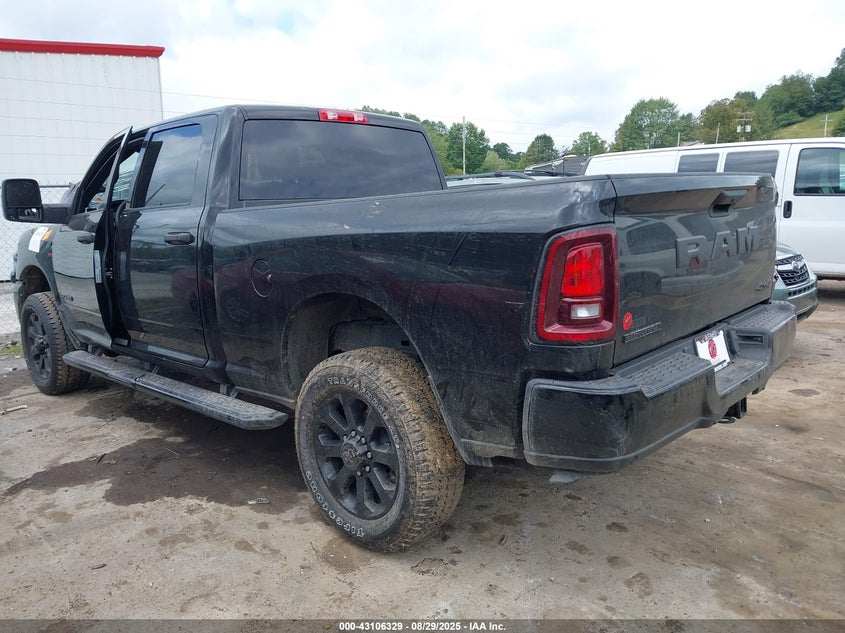 Vin: 3c63r5dl7sg508931, lot: 43600621, ram 2500 20253