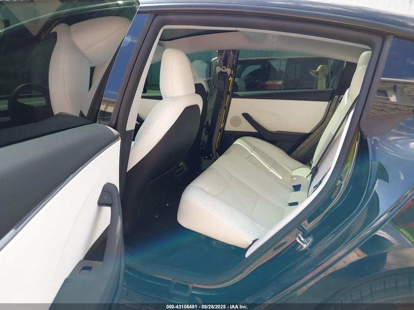 2025 Tesla Model 3 Long Range All-Wheel Drive VIN: 5YJ3E1EBXSF886282 Lot: 43106481