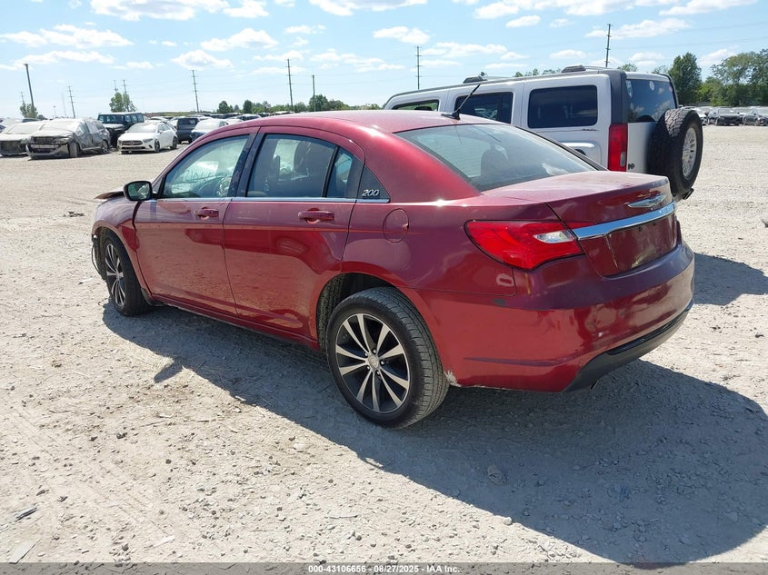 2013 Chrysler 200 Touring red sedan flexible 1C3CCBBG5DN754891 photo #4