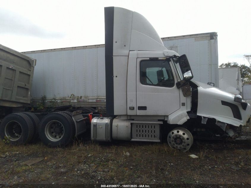 2016 Volvo Vn Vnl VIN: 4V4NC9EG8GN941172 Lot: 43106977