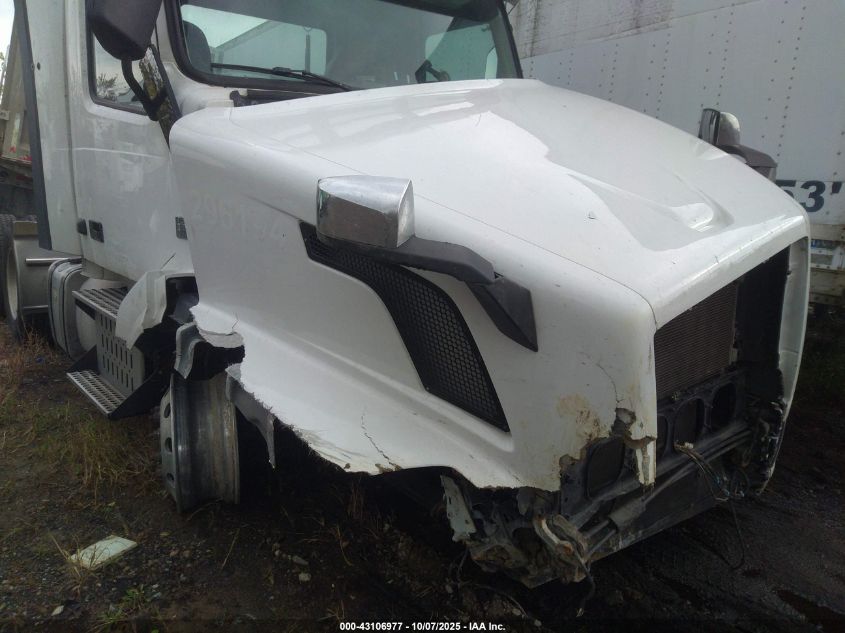 2016 Volvo Vn Vnl VIN: 4V4NC9EG8GN941172 Lot: 43106977